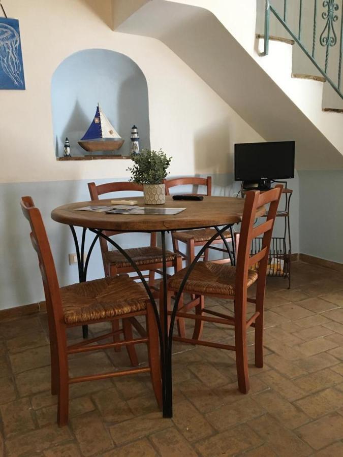 Appartement La Casa A Balconcino à Gaète Extérieur photo